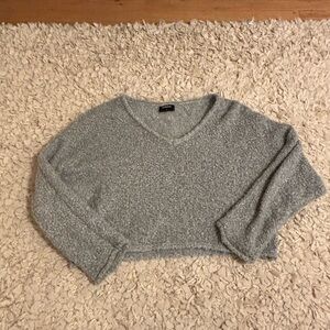 Storia Gray Cropped Sweater